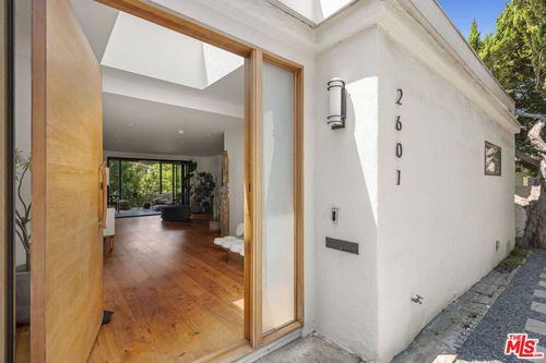 2601 Silver Ridge Ave, Los Angeles, CA, 90039 | Card Image
