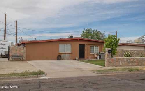 1503 Sacramento St, Las Cruces, NM, 88001-2135 | Card Image