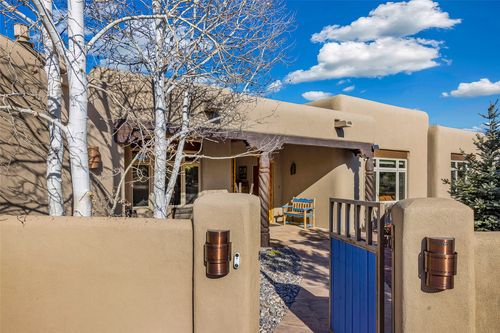 39 Calle Mi Gusto, Santa Fe, NM, 87506-0172 | Card Image