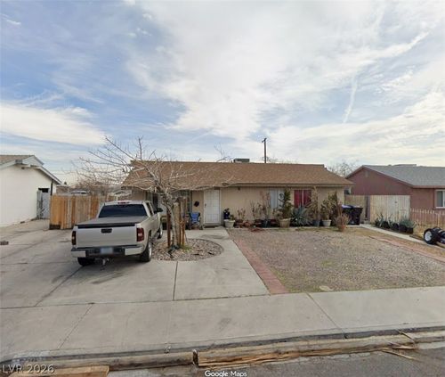 620 Garrison St, Las Vegas, NV, 89107-1710 | Card Image