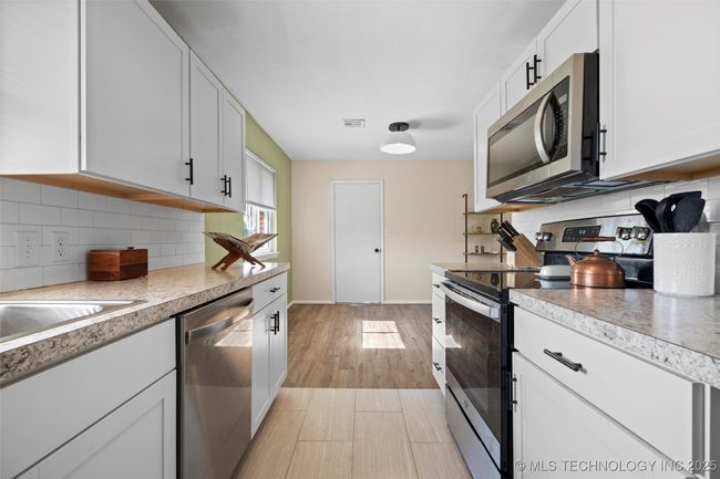 321 Elmhurst Ave, House other with 3 bedrooms, 1 bathrooms and null parking in Bartlesville OK | Image 12