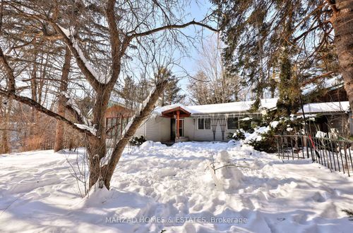 74 Birch Ave, Richmond Hill, ON, L4C6C6 | Card Image