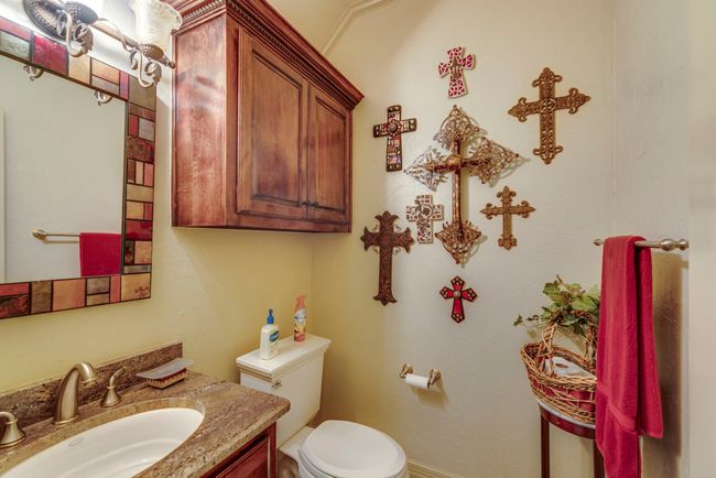 725 Locust Dr, House other with 5 bedrooms, 6 bathrooms and null parking in Oak Leaf TX | Image 30