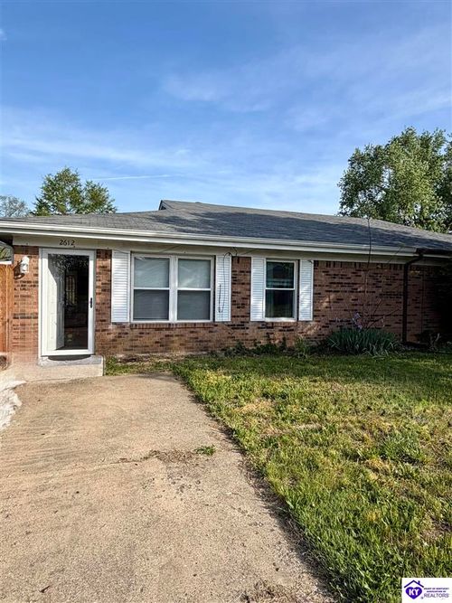 2612 Vonoa Dr, Radcliff, KY, 40160-8910 | Card Image