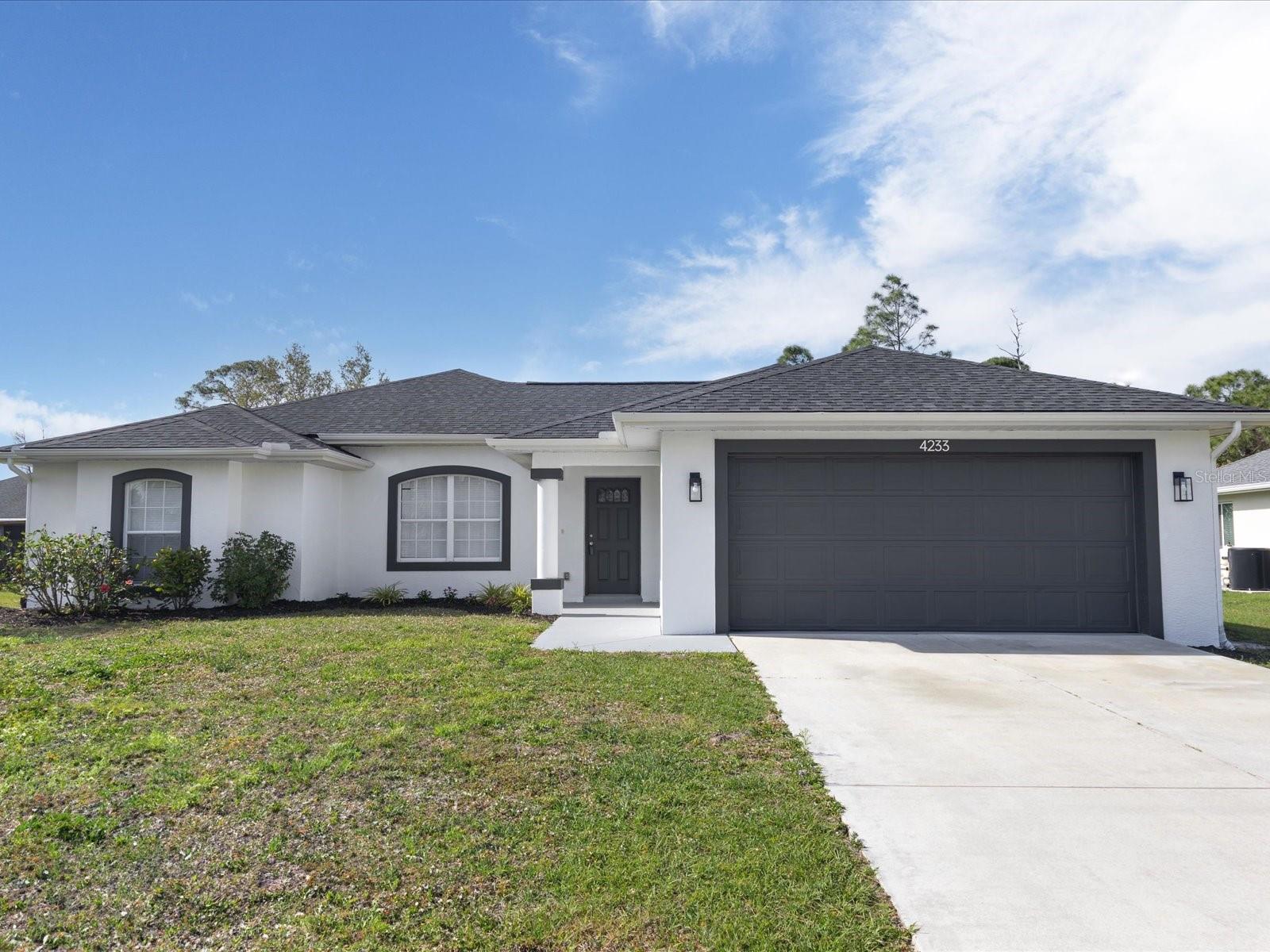 Danbury Ter, North Port, FL 34286