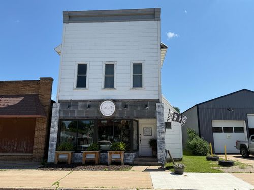 320 N Main St, SCANDINAVIA, WI, 54977-9303 | Card Image