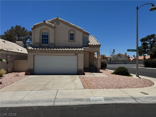 8653 Freeport Ln, Las Vegas, NV, 89117-5565 | Card Image