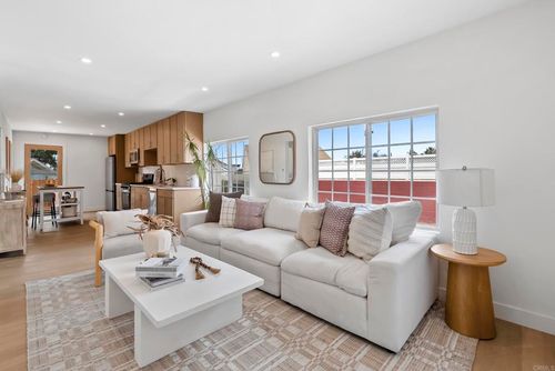 4779 Castle Ave, San Diego, CA, 92105-2912 | Card Image