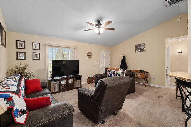 13581 Sw 48 Th Ct, House other with 3 bedrooms, 2 bathrooms and null parking in OCALA FL | Image 10