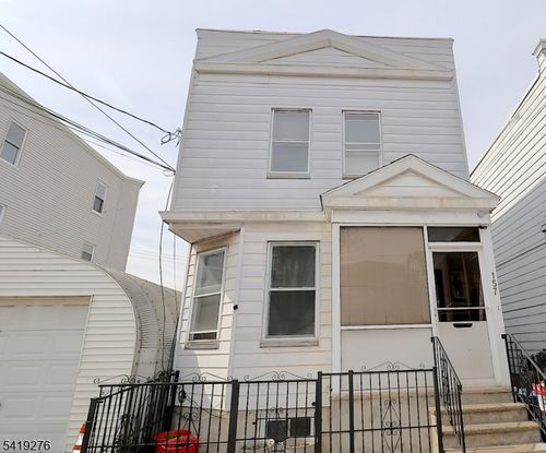 157 Brill St, Newark, NJ, 07105-3910 | Card Image