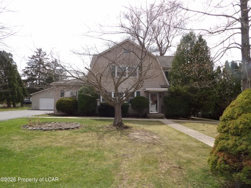 630 Sunset St, Clarks Summit, PA, 18411-2705 | Card Image