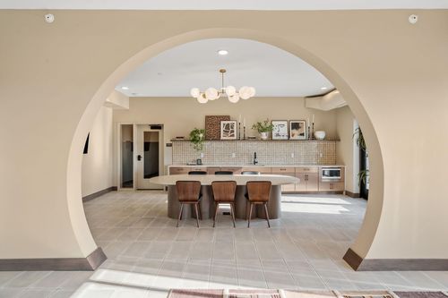 apt-518-470 Lexington Pkwy S, Saint Paul, MN, 55105-3701 | Card Image