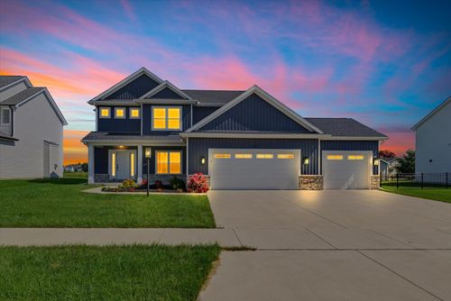 412 Sutton St, Savoy, IL, 61874-9820 | Card Image