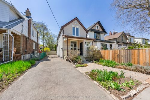 60 Wayland Ave, Toronto, ON, M4E3C9 | Card Image