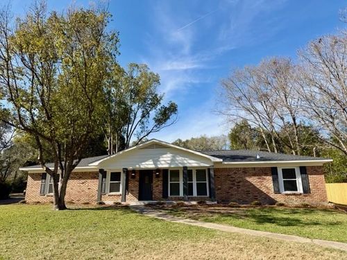 16 Cherry Dr, Saraland, AL, 36571-2102 | Card Image
