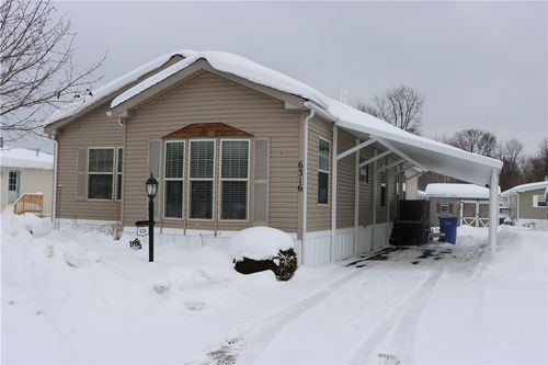 6316 Whispering Woods Dr, Williamson, NY, 14589-9017 | Card Image