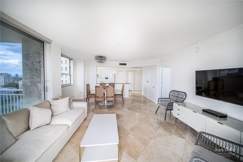 apt-1909-19501 W Country Club Dr, Aventura, FL, 33180-2479 | Card Image