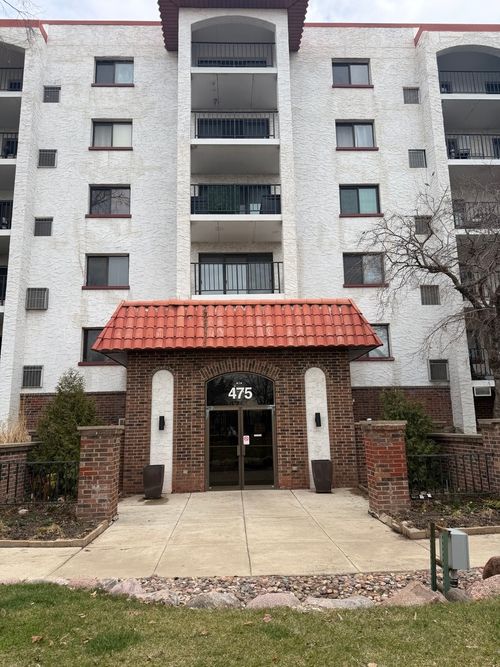 apt-206-475 Plum Creek Dr, Wheeling, IL, 60090-6346 | Card Image