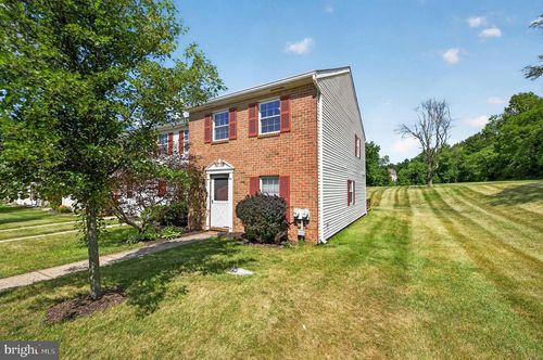 1815 Pennland Ct, LANSDALE, PA, 19446-4332 | Card Image