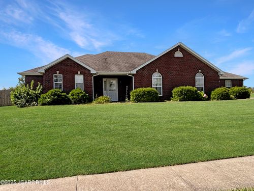 604 Mustang Dr, Ashland, MO, 65010-1032 | Card Image