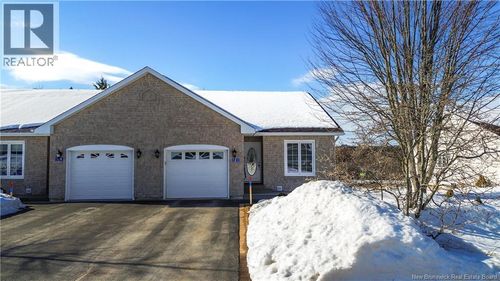 121 Demille Crt, Hampton, NB, E5N2E5 | Card Image