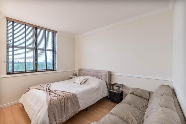 APT-718 - 2030 S Douglas Rd, Condo with 2 bedrooms, 2 bathrooms and null parking in Coral Gables FL | Image 11