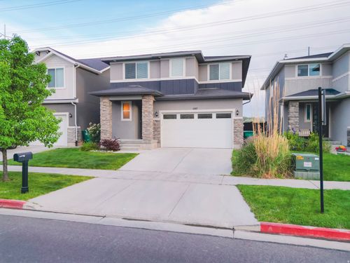 1107 W Coyote Gulch Way, Bluffdale, UT, 84065-1602 | Card Image