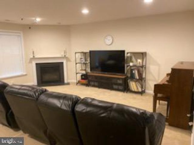 22176 Breitling Ter, Townhouse with 3 bedrooms, 4 bathrooms and null parking in BROADLANDS VA | Image 8