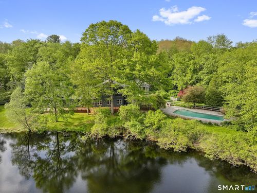 6 Old Orchard Dr, Weston, CT, 06883-1309 | Card Image