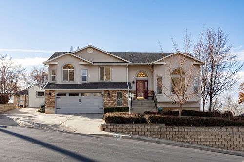 1096 E 380 N, Lindon, UT, 84042-2524 | Card Image