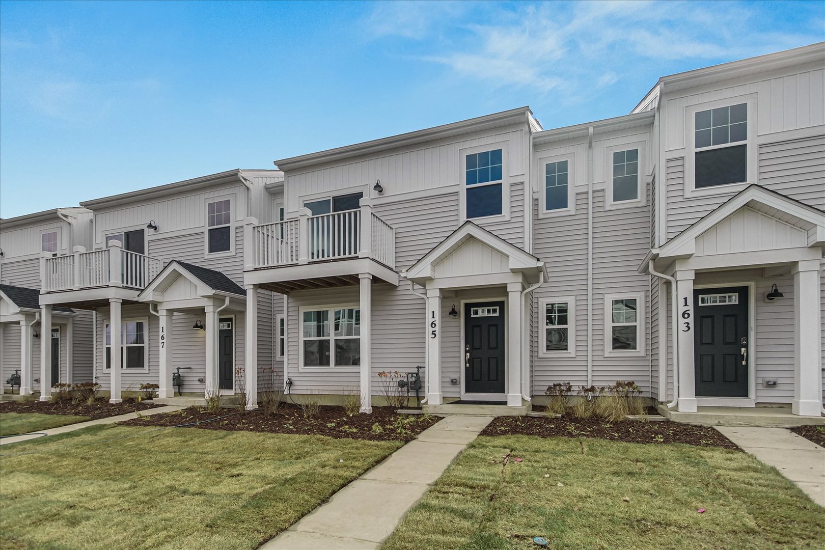 165 Kingsport Drive, For Sale in South Elgin Zoocasa