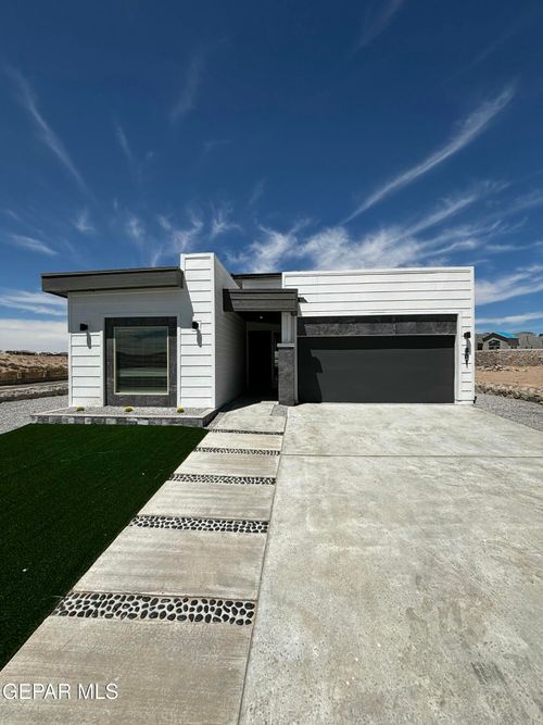 13837 Paseo Del Mar Dr, El Paso, TX, 79928-8445 | Card Image