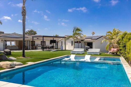 3170 Falcon Dr, Carlsbad, CA, 92008-1128 | Card Image
