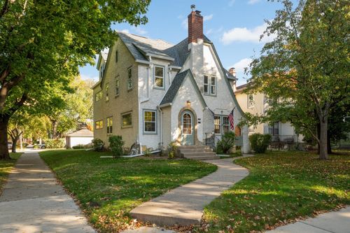 2751 Arthur St Ne, Minneapolis, MN, 55418-3011 | Card Image
