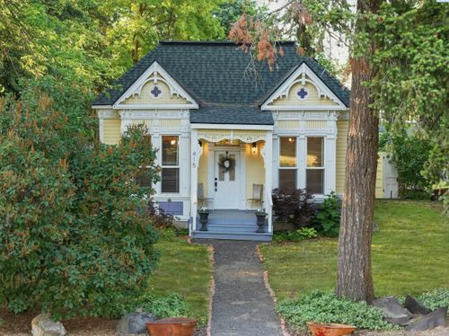 415 Preston Ave, Waitsburg, WA, 99361-8764 | Card Image