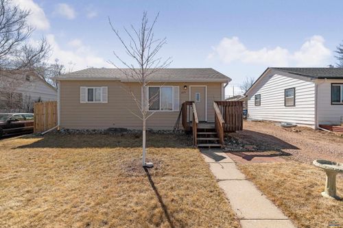 629 Indiana St, Rapid City, SD, 57701-5465 | Card Image