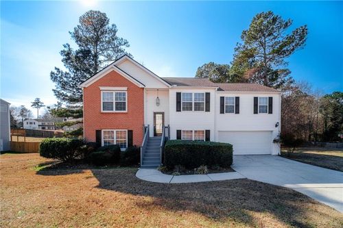 452 Crested View Dr, Loganville, GA, 30052-8942 | Card Image