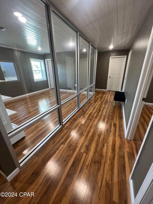 307 E 5th St, Panama City, FL, 32401-3011 | Card Image