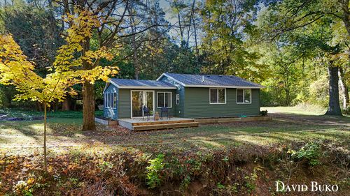 1875 11 Mile Rd Ne, Comstock Park, MI, 49321-9588 | Card Image