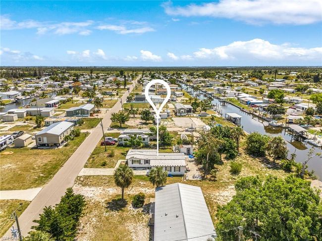 looking east | Image 6