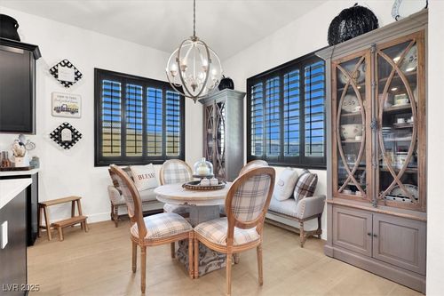 727 Chopin Hills St, Henderson, NV, 89011-5460 | Card Image