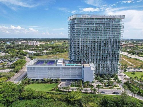 811-2000 Metropica Way, Sunrise, FL, 33323-3215 | Card Image