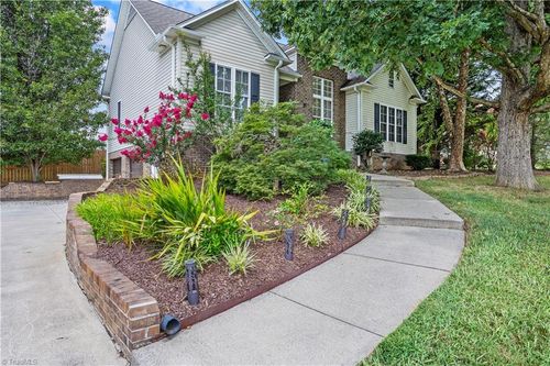 300 Ridge Dr, Lexington, NC, 27295-0839 | Card Image