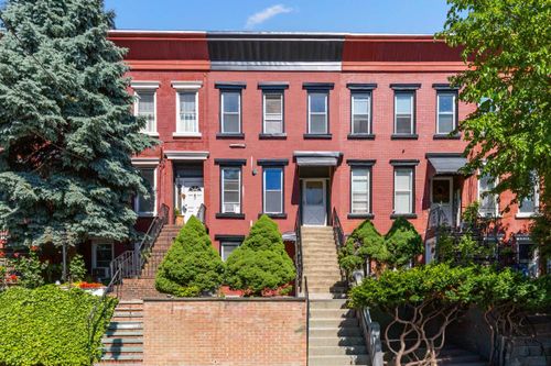 19 Whitman Ave, Jersey City, NJ, 07306-6513 | Card Image