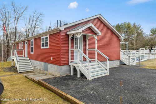 3 Cedar Ln, Rochester, NY, 14622-2115 | Card Image