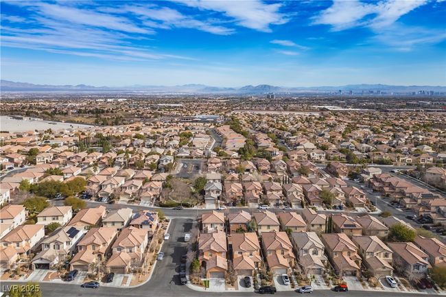 752 White Grotto St, House other with 5 bedrooms, 3 bathrooms and null parking in Las Vegas NV | Image 6
