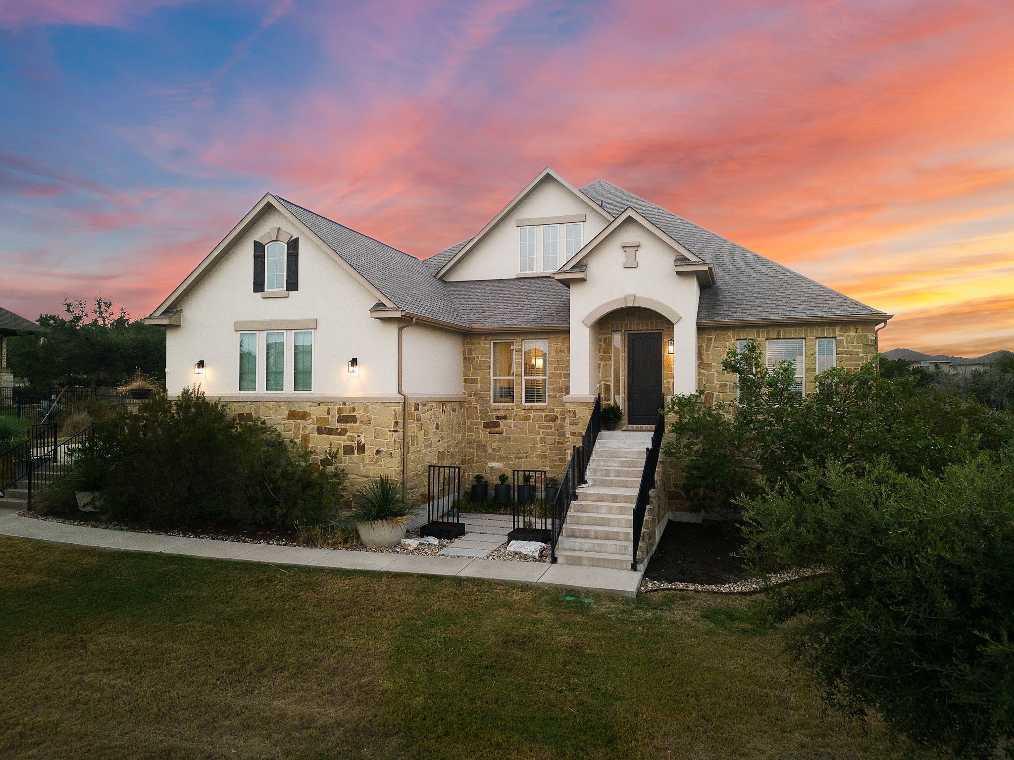 Stratus Dr, Dripping Springs, TX 78620