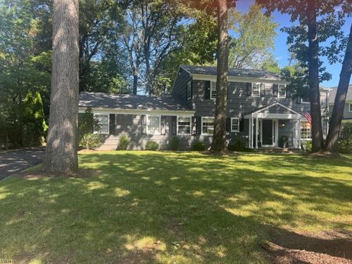 82 Far Brook Dr, Short Hills, NJ, 07078-3007 | Card Image