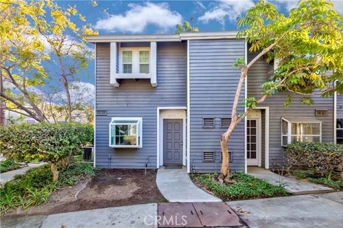 105-25517 Pine Creek Ln, Wilmington, CA, 90744-1838 | Card Image