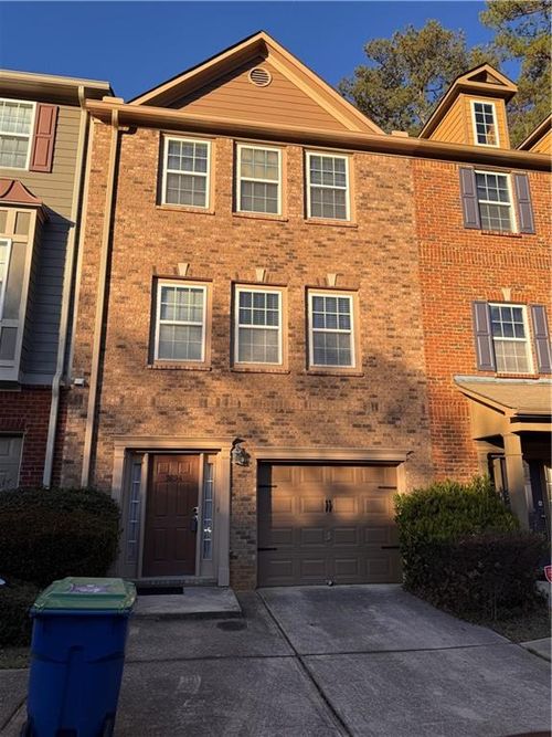 3694 Utoy Dr Sw, Atlanta, GA, 30331-8617 | Card Image